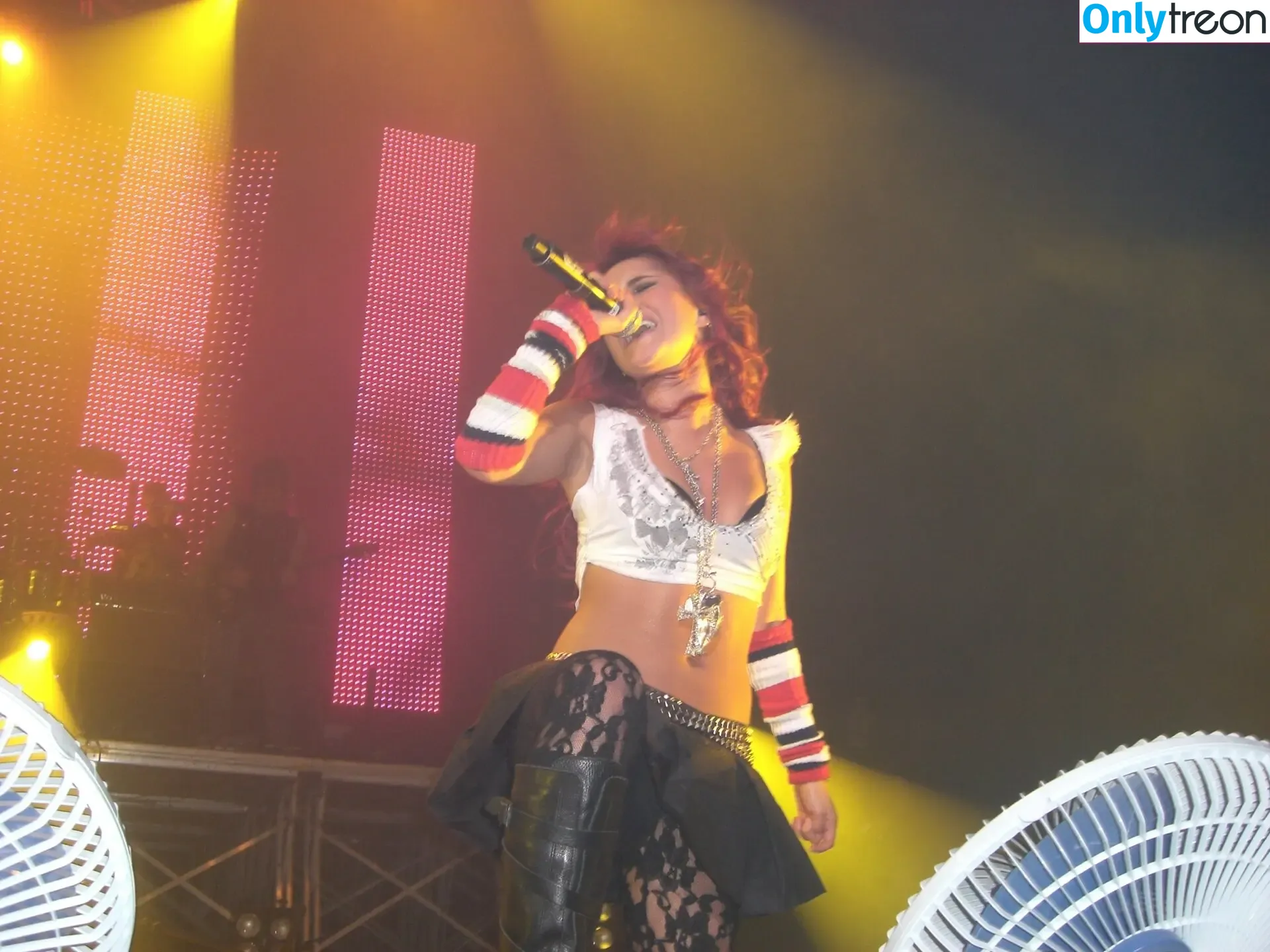 Dulce Maria nude photo #0270 (dulcemar19 / dulcemaria)