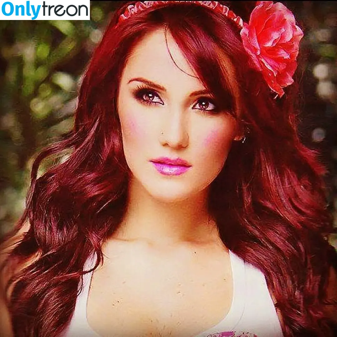 Dulce Maria nude photo #0454 (dulcemar19 / dulcemaria)
