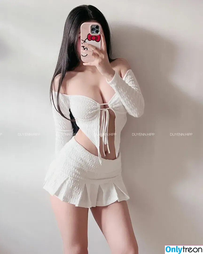 Duyenn Hipp nude photo #0423 (duyenn.hipp)