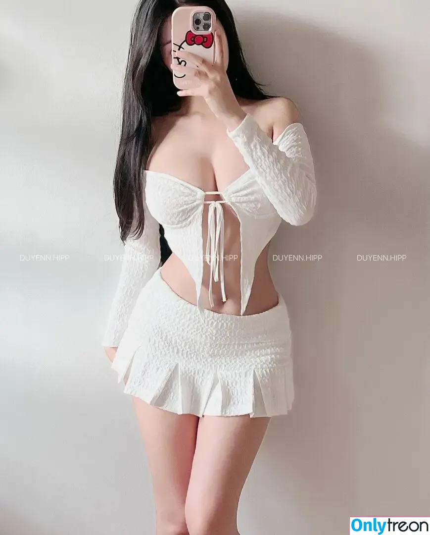 Duyenn Hipp nude photo #0424 (duyenn.hipp)