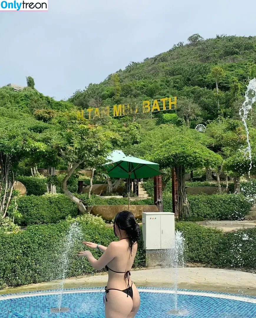 Duyenn Hipp nude photo #0693 (duyenn.hipp)