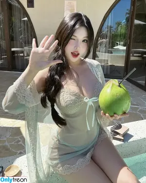 Duyenn Hipp / duyenn.hipp nude photo #1282