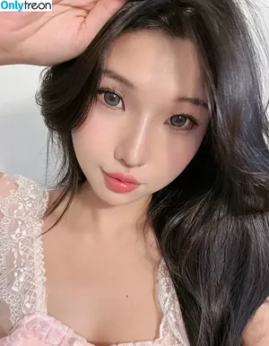 Duyenn Hipp / duyenn.hipp nude photo #1731