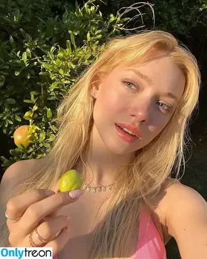 Duygu German / duygu.grmn nude photo #0002