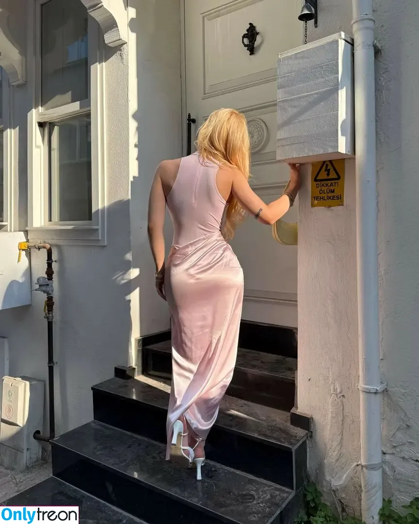 Duygu German nude photo #0093 (duygu.grmn)