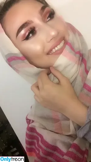 Dxddymayaa / Bxbbymayaa / Maya Alrifaie / bxbbym777 nude photo #0014