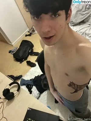 dylan_the_twink / dylantheblank nude photo #0053