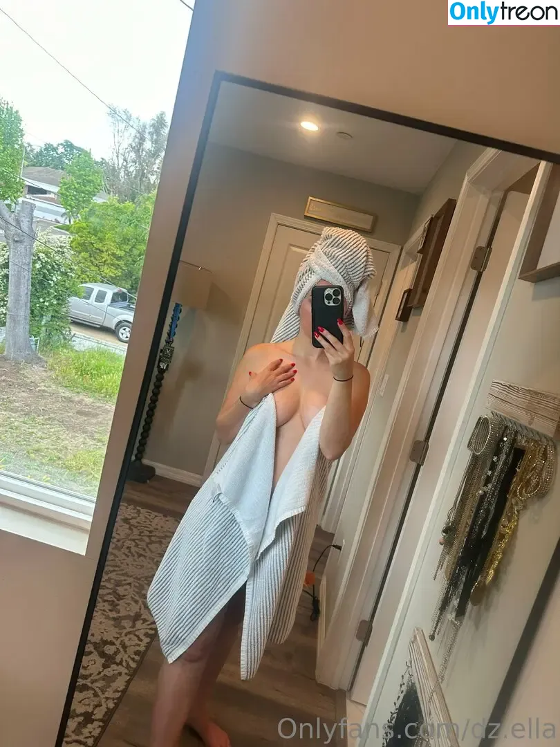 dz.ella nude photo #0005 (dz.ellaa)