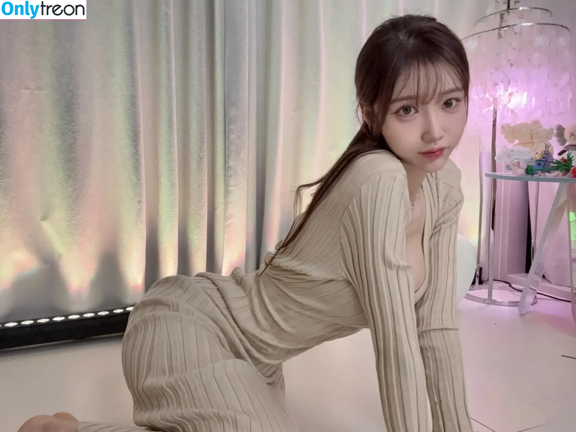 e000e77 nude photo #0073 (59.5994 / 금화S2)