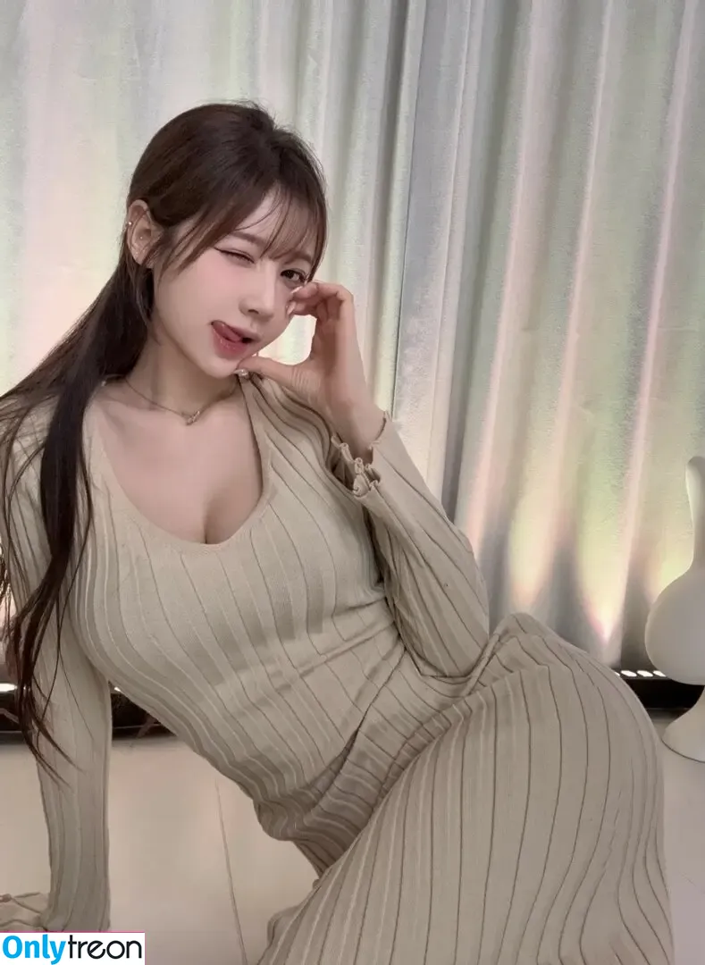 e000e77 nude photo #0082 (59.5994 / 금화S2)