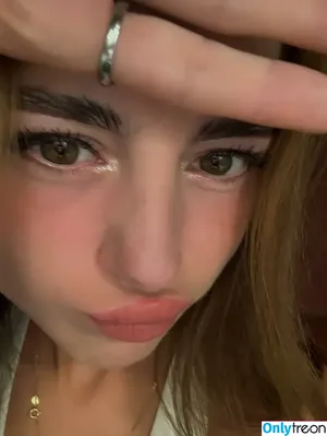 eastahh / esterbjoru nude photo #0035