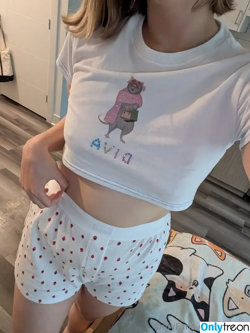 Ebee7 nude photo #0342 (Cute Kinky F18 / ebee07)