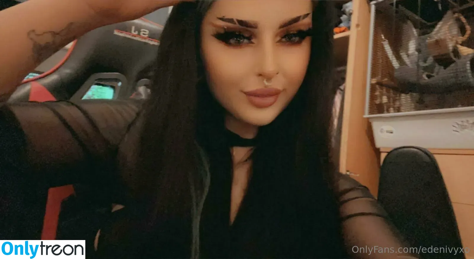 edenivyxo nude photo #0012 (edenivyxx)