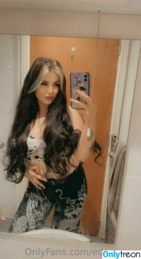 edenivyxo nude photo #0126 (edenivyxx)