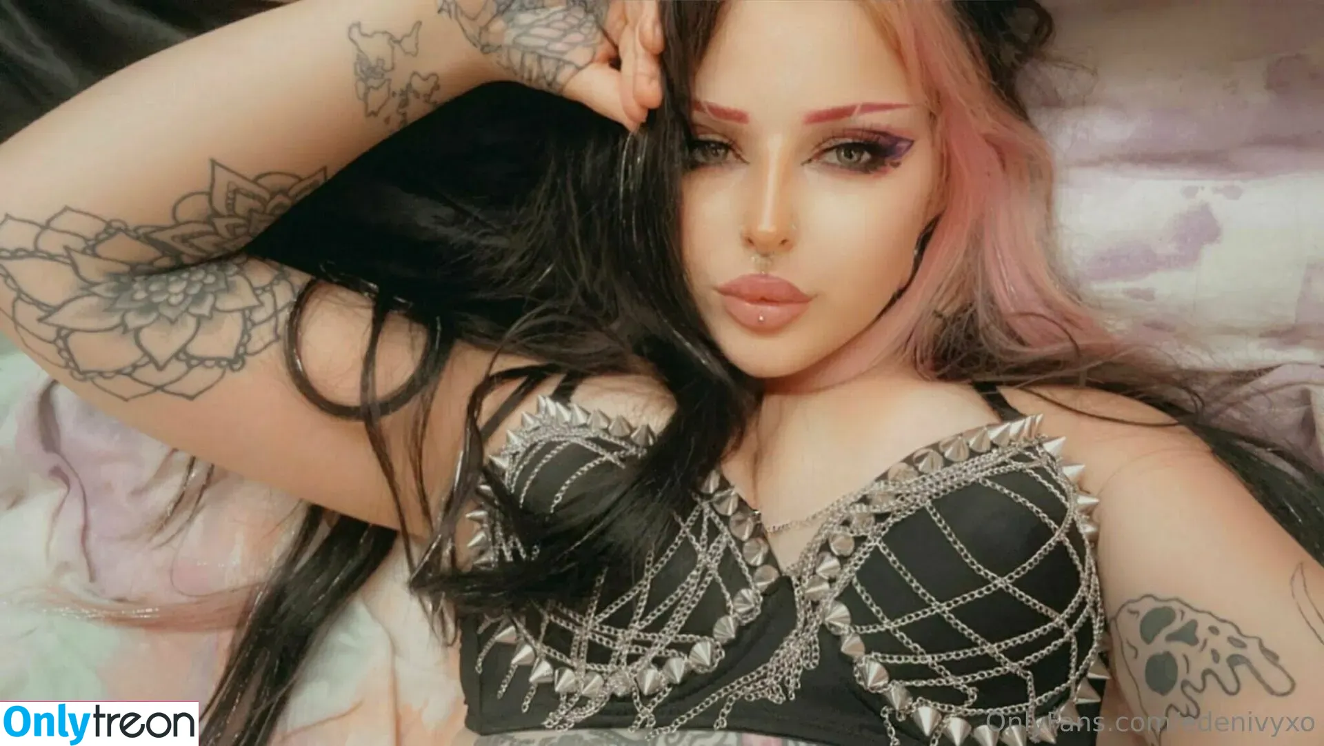 edenivyxo nude photo #0180 (edenivyxx)