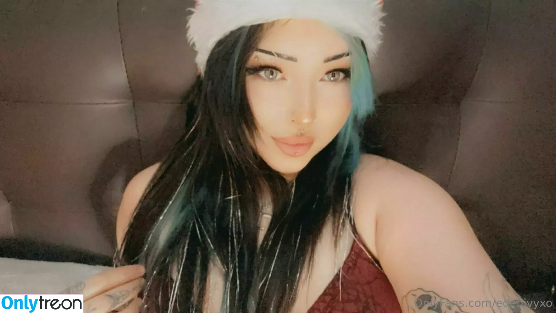 edenivyxo nude photo #0315 (edenivyxx)