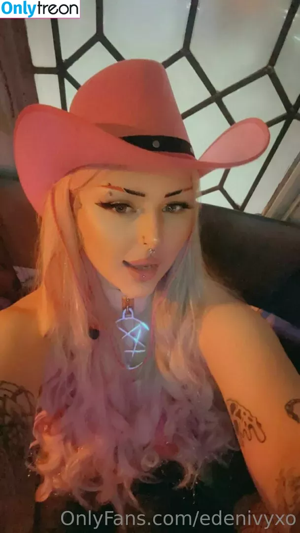 edenivyxo nude photo #0333 (edenivyxx)