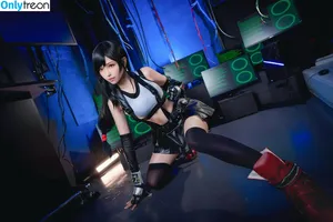 eeelyeee / Ely Cosplay / Ely_eee nude photo #0275