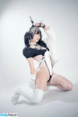 eeelyeee / Ely Cosplay / Ely_eee nude photo #0284