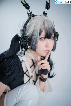 eeelyeee / Ely Cosplay / Ely_eee nude photo #0476