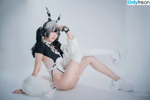 eeelyeee / Ely Cosplay / Ely_eee nude photo #0481