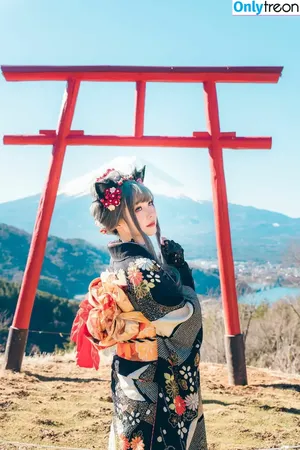 eeelyeee / Ely Cosplay / Ely_eee nude photo #0538