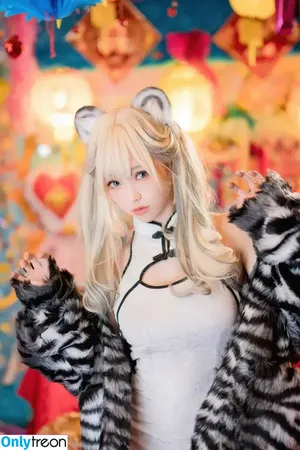 eeelyeee / Ely Cosplay / Ely_eee nude photo #0604