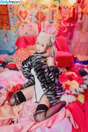 eeelyeee / Ely Cosplay / Ely_eee nude photo #0611