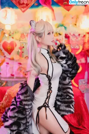 eeelyeee / Ely Cosplay / Ely_eee nude photo #0616