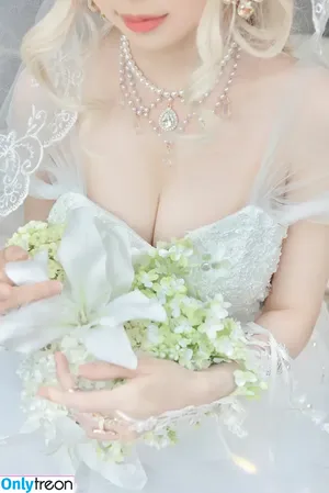 eeelyeee / Ely Cosplay / Ely_eee nude photo #0665