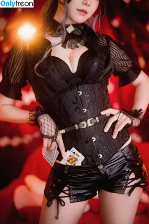 eeelyeee / Ely Cosplay / Ely_eee nude photo #0791