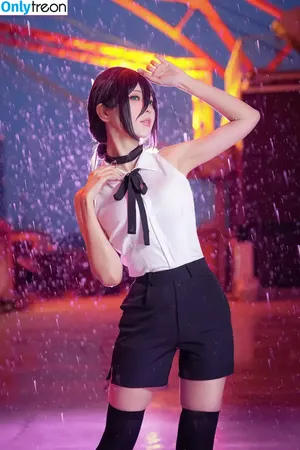 eeelyeee / Ely Cosplay / Ely_eee nude photo #0975