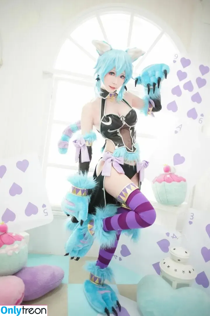 eeelyeee nude photo #0339 (Ely Cosplay / Ely_eee)