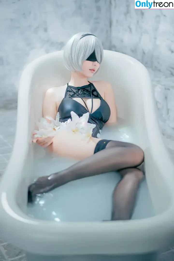eeelyeee nude photo #0427 (Ely Cosplay / Ely_eee)