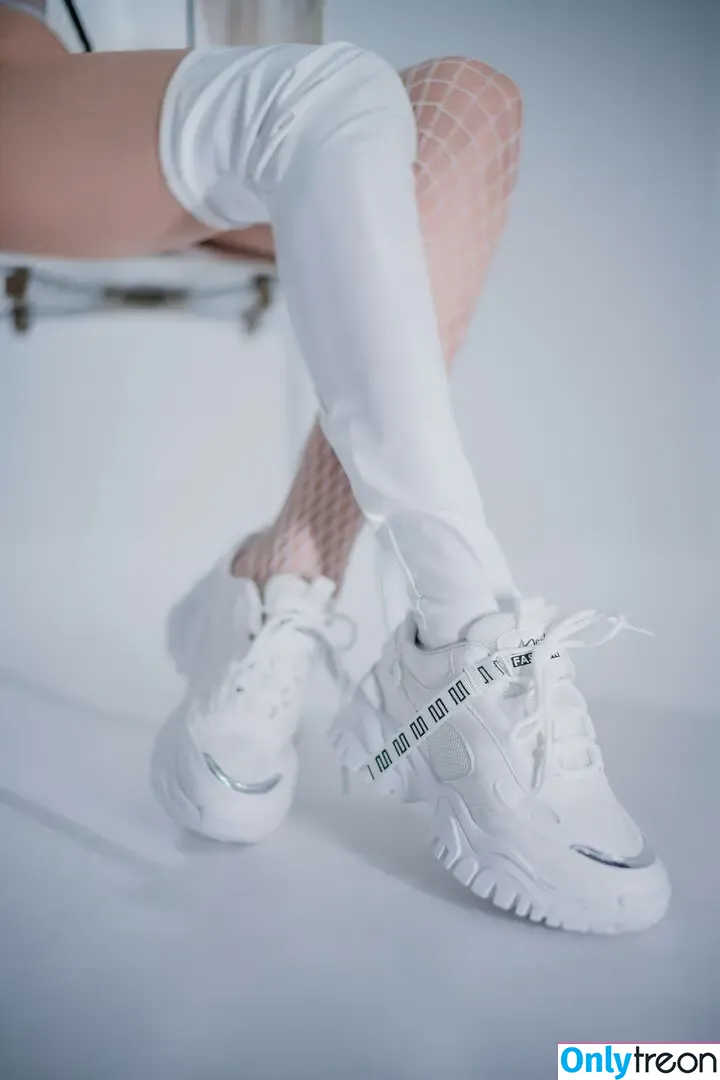 eeelyeee nude photo #0458 (Ely Cosplay / Ely_eee)