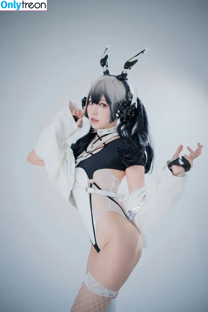eeelyeee nude photo #0459 (Ely Cosplay / Ely_eee)