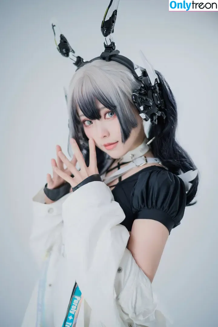 eeelyeee nude photo #0463 (Ely Cosplay / Ely_eee)