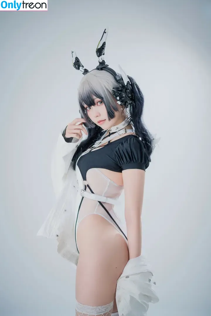 eeelyeee nude photo #0470 (Ely Cosplay / Ely_eee)