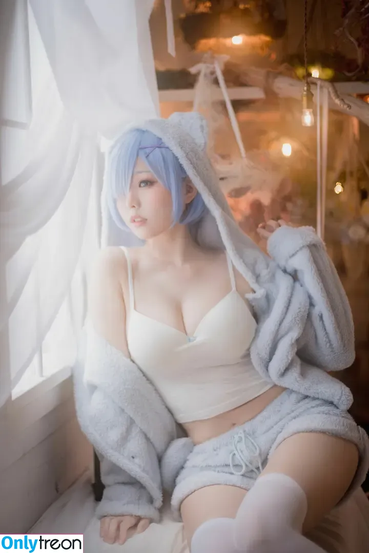 eeelyeee nude photo #0499 (Ely Cosplay / Ely_eee)