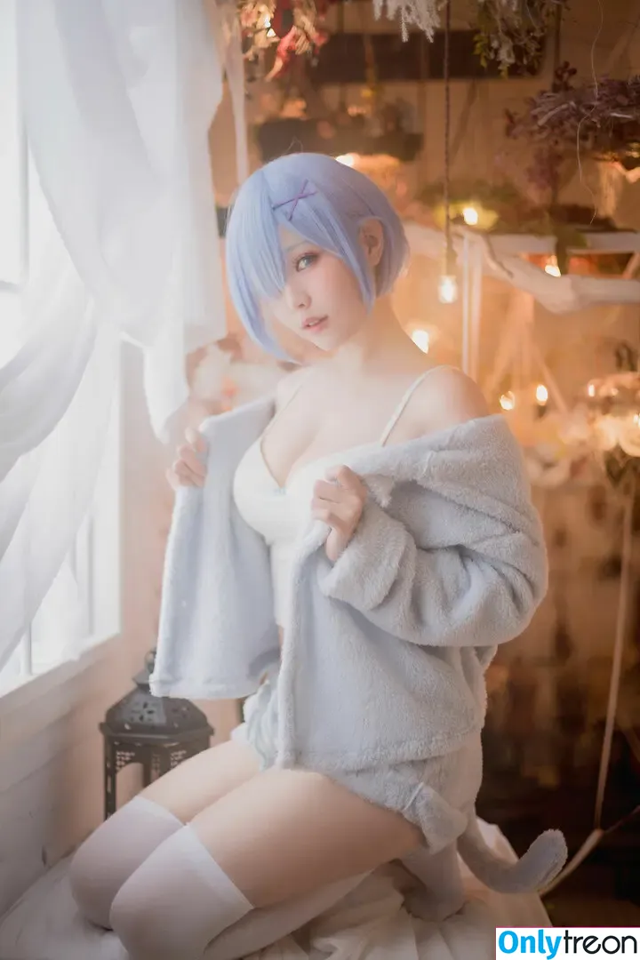 eeelyeee nude photo #0500 (Ely Cosplay / Ely_eee)