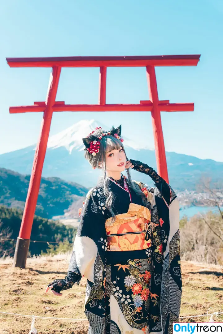 eeelyeee nude photo #0536 (Ely Cosplay / Ely_eee)