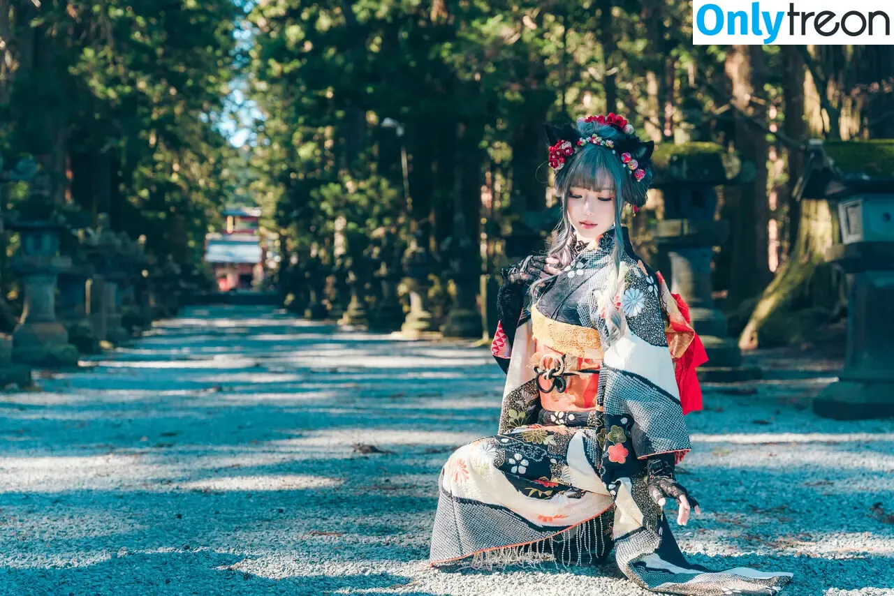 eeelyeee nude photo #0552 (Ely Cosplay / Ely_eee)