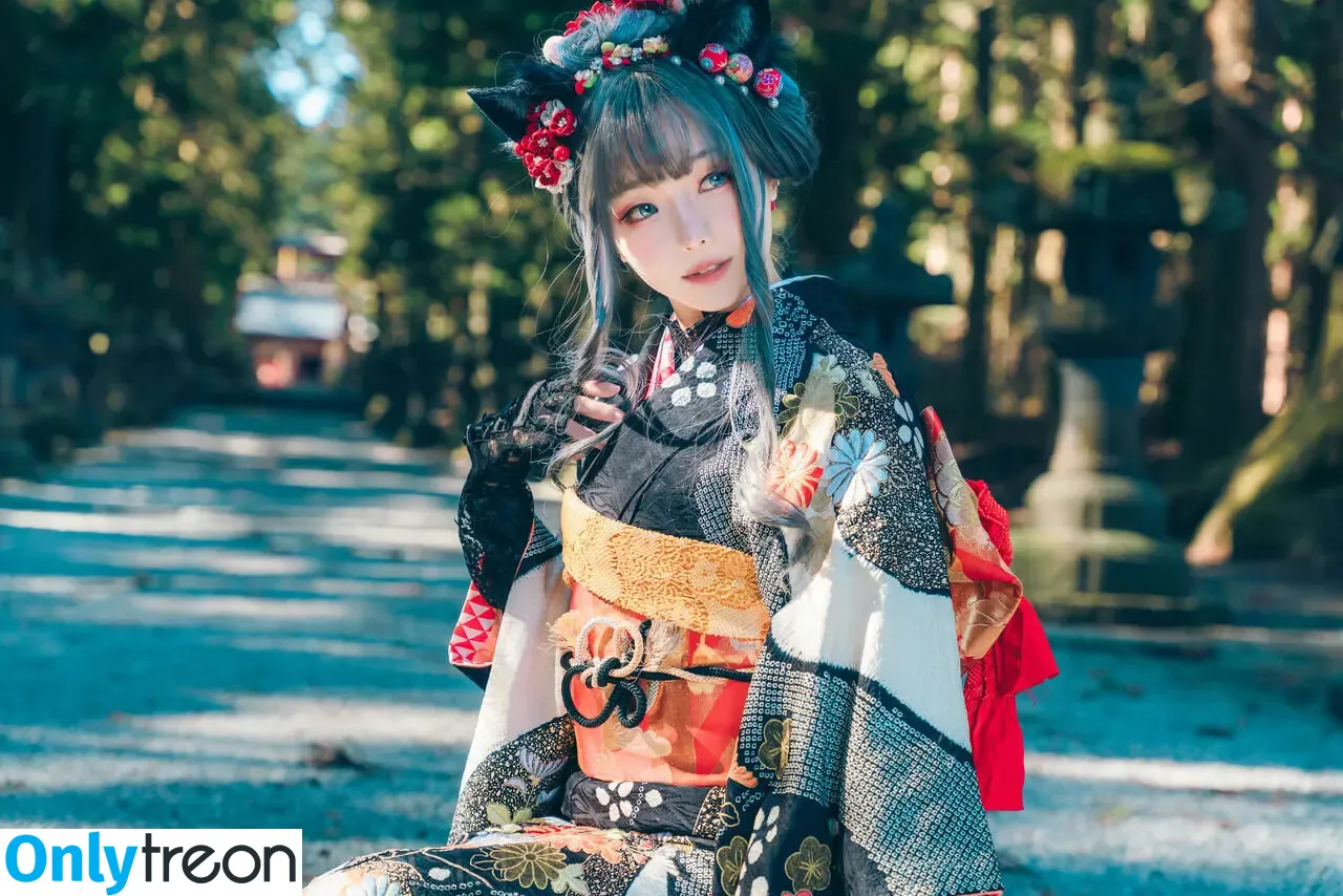 eeelyeee nude photo #0553 (Ely Cosplay / Ely_eee)