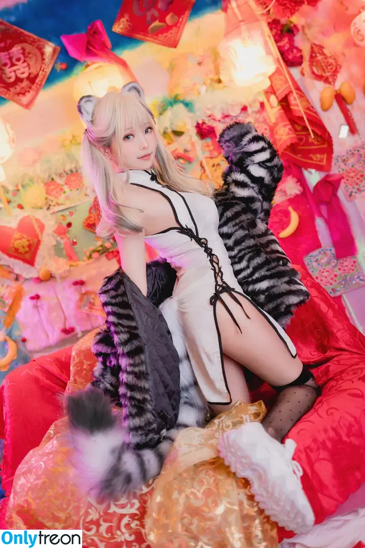 eeelyeee nude photo #0615 (Ely Cosplay / Ely_eee)