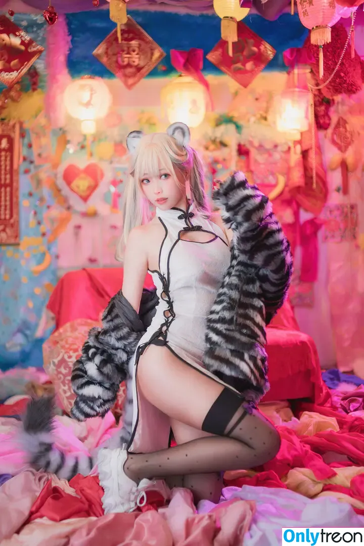 eeelyeee nude photo #0627 (Ely Cosplay / Ely_eee)