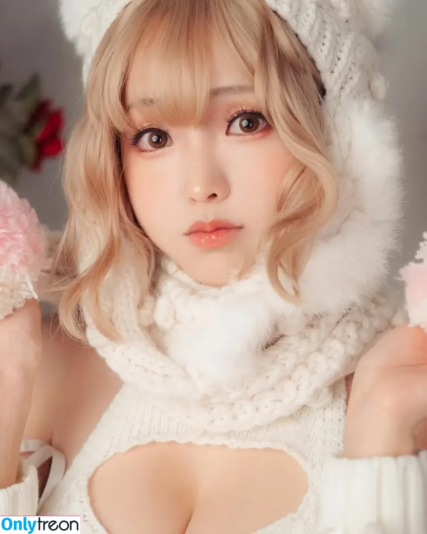 eeelyeee nude photo #0827 (Ely Cosplay / Ely_eee)