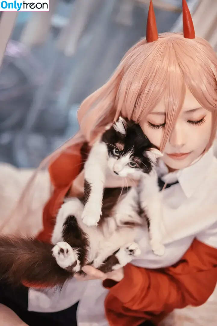 eeelyeee nude photo #0963 (Ely Cosplay / Ely_eee)