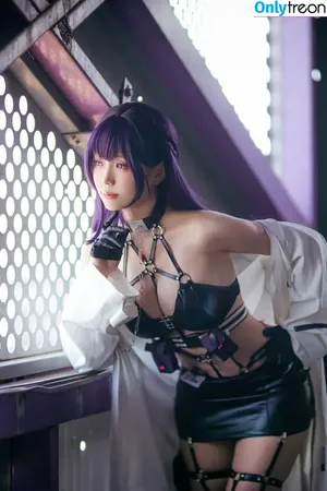 eeelyeee / Ely Cosplay / Ely_eee nude photo #1010