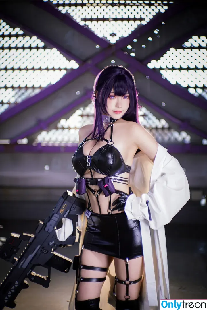 eeelyeee nude photo #1005 (Ely Cosplay / Ely_eee)