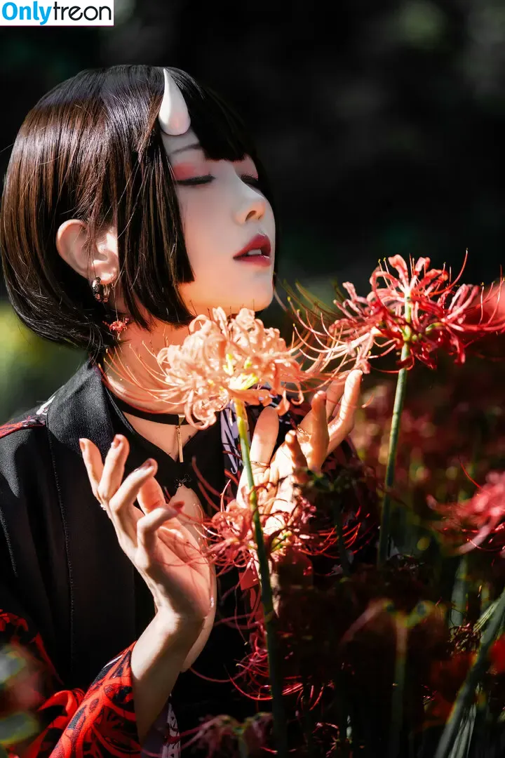 eeelyeee nude photo #1055 (Ely Cosplay / Ely_eee)